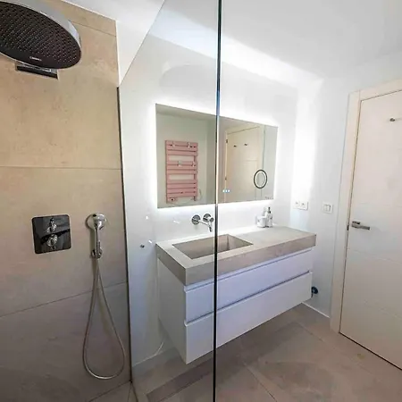 Luxury Townhouse In Free Parking Fast Wifi Holiday home Tarifa