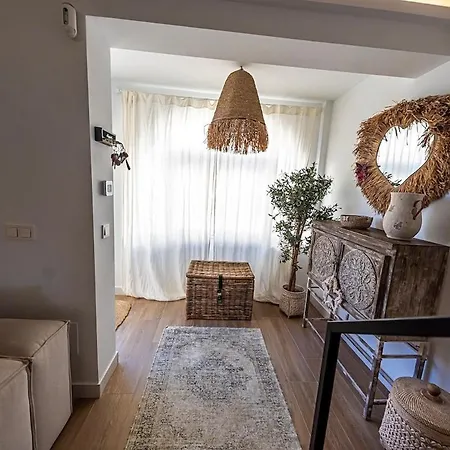 Luxury Townhouse In Free Parking Fast Wifi Holiday home