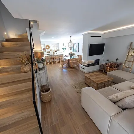 Luxury Townhouse In Free Parking Fast Wifi * Tarifa